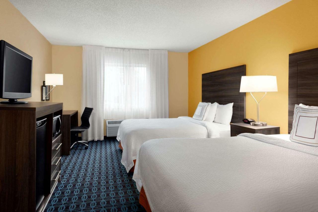 Hotel Baymont By Wyndham Tulsa Esterno foto